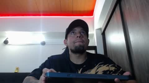     online show from July 11, 6:52 am