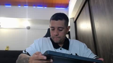     online show from July 15, 5:52 am