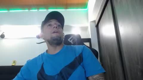     online show from August 1, 5:46 am