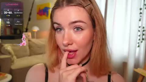 your sweet Jessy online show from August 4, 8:22 am