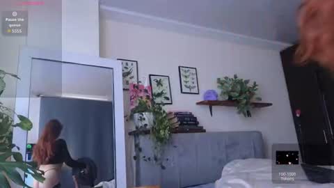 Alicia online show from July 18, 3:02 pm
