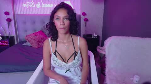spicy_voss online show from August 11, 7:32 am