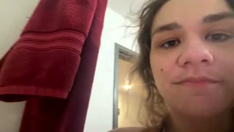spicydevils420 online show from June 18, 4:34 am