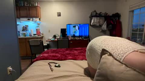 spicydevils420 online show from June 24, 1:51 am