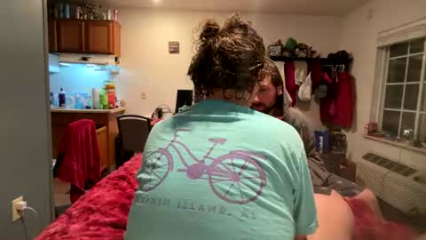spicydevils420 online show from June 24, 7:21 am