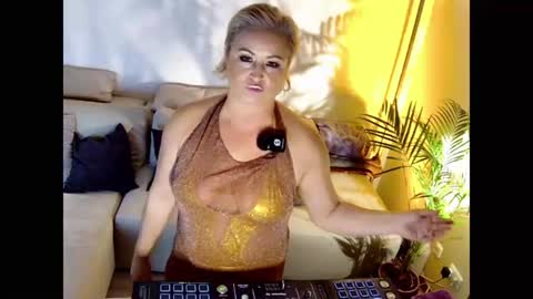 Spicy Marmelade  more than you expect online show from September 6, 7:31 pm
