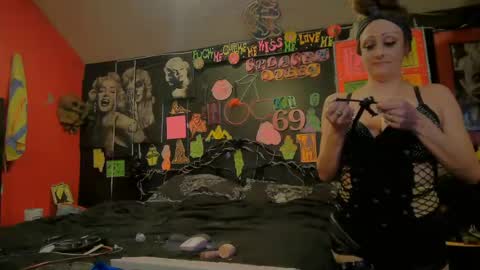Daddy  His Splash Queen online show from July 31, 5:36 am