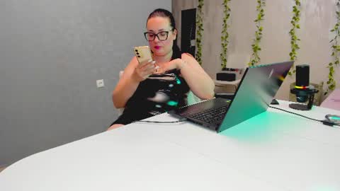 Spoiled Lilit online show from August 7, 8:20 pm