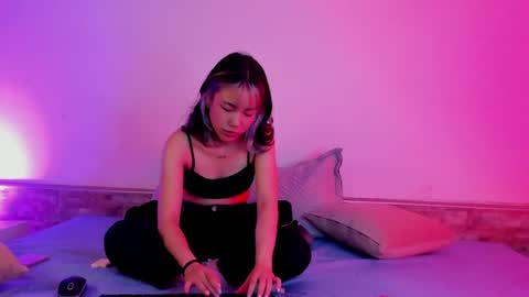 spoiledmei online show from July 31, 4:02 pm