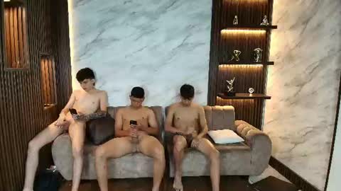 spoiledprincess_ online show from August 9, 3:57 pm