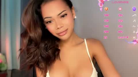 CALL ME RAINE online show from July 29, 2:29 am