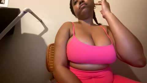 spoilprincesschloee online show from June 4, 5:33 am