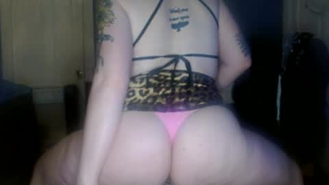 sporegeous online show from July 15, 5:19 am