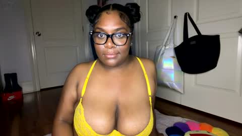 spreadthatassssssssss online show from July 9, 4:39 am