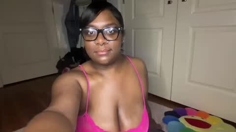 spreadthatassssssssss online show from August 11, 9:00 am