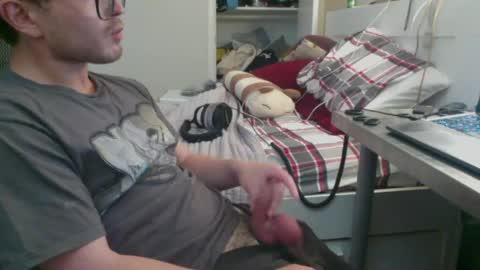 squigsy online show from March 20, 3:04 pm