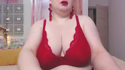  Lily  online show from August 7, 9:59 pm