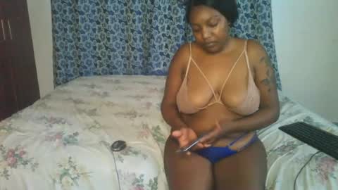 Sexy muna online show from June 18, 9:20 am
