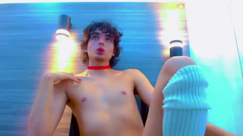 ethan online show from August 11, 4:31 pm