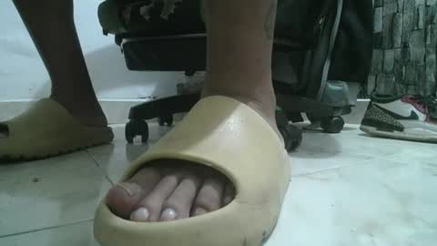 sr master cum its my old account online show from August 12, 5:10 am