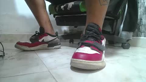 sr master cum its my old account online show from August 14, 12:58 am