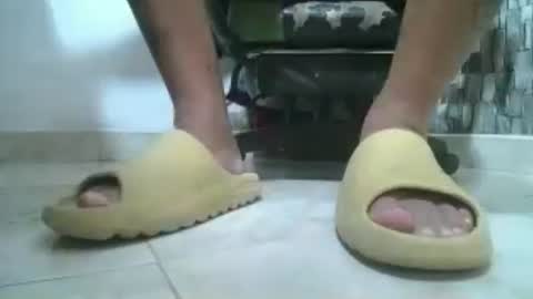 sr master cum its my old account online show from August 15, 1:20 am