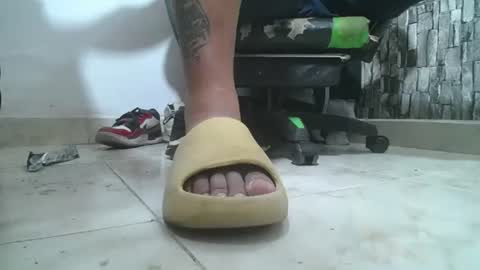 sr master cum its my old account online show from August 15, 9:46 am