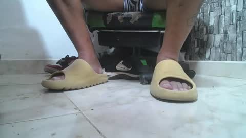 sr master cum its my old account online show from August 15, 7:18 pm