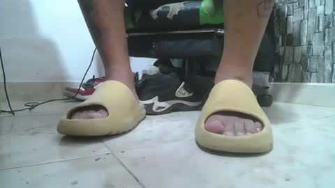 sr master cum its my old account online show from August 15, 8:24 pm