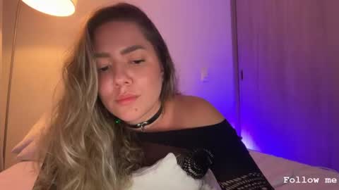 Sophie 3 online show from August 10, 2:46 am