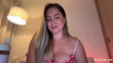Sophie 3 online show from August 12, 12:46 am