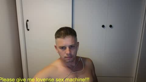 st1vemaster01 online show from July 13, 1:51 pm