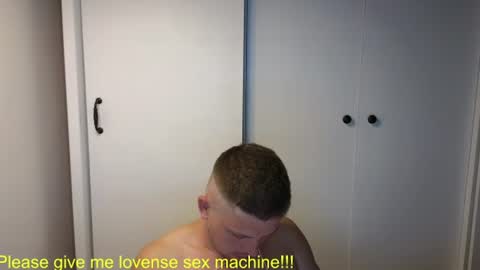 st1vemaster01 online show from July 14, 3:04 pm