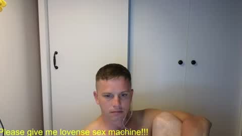 st1vemaster01 online show from July 17, 1:44 pm