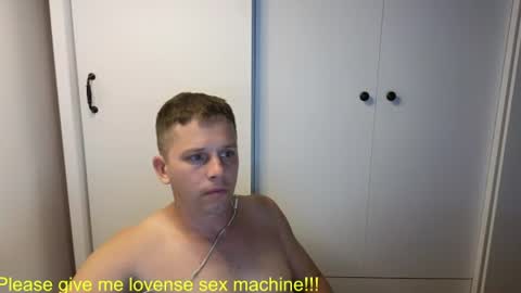 st1vemaster01 online show from July 24, 4:21 pm