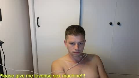 st1vemaster01 online show from July 27, 3:06 pm