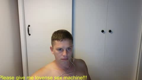 st1vemaster01 online show from July 28, 1:39 pm