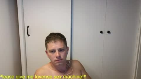 st1vemaster01 online show from July 31, 2:34 pm