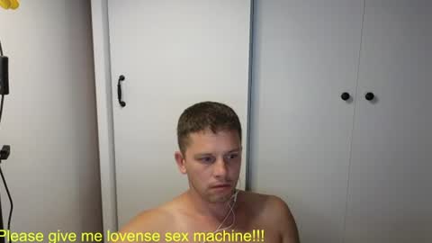 st1vemaster01 online show from August 3, 2:35 pm