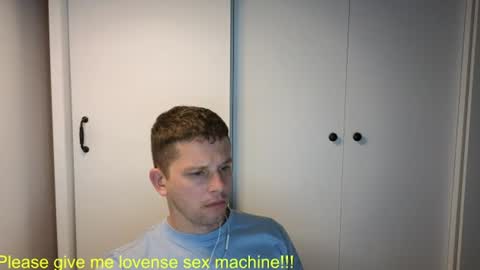 st1vemaster01 online show from August 8, 3:12 pm