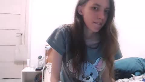 Ella online show from August 15, 6:34 pm