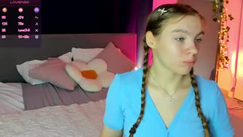 Stormy online show from August 5, 3:04 am