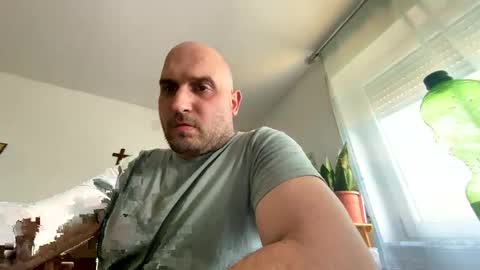 sta13 online show from May 18, 2:28 pm