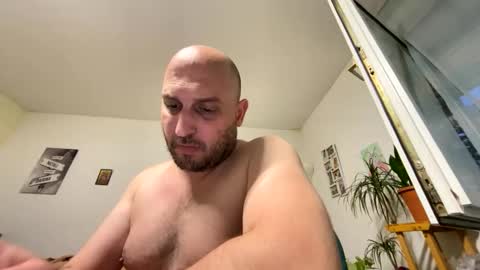 sta13 online show from May 24, 7:38 pm