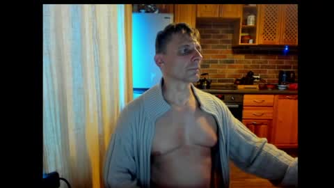stacattoff online show from May 28, 2:25 am