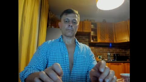 stacattoff online show from July 9, 8:47 pm