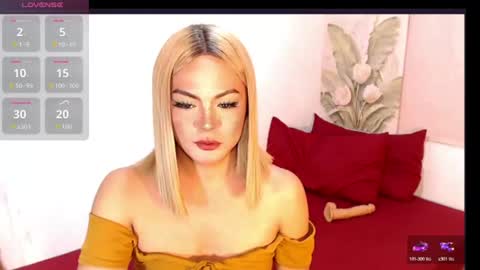staceymoorets online show from August 13, 8:23 pm
