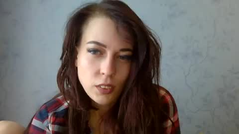 staceywellsx online show from August 2, 9:38 am