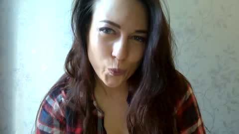 staceywellsx online show from August 6, 11:31 am