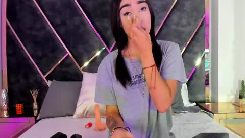 Stacie online show from August 9, 5:36 pm
